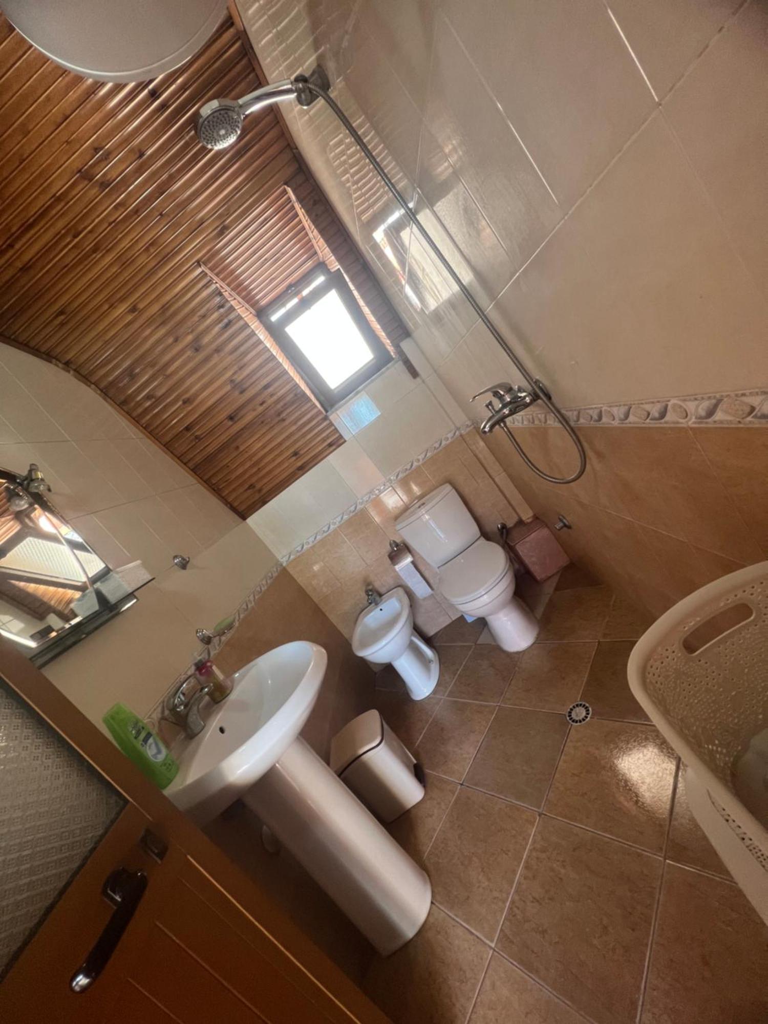 Apartment In Тирана Екстер'єр фото